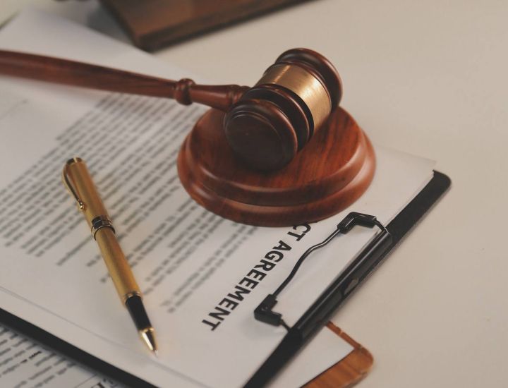 الملكية المشتركة والقوانين المنظمة لها: الأبنية السكنية والمجمعات